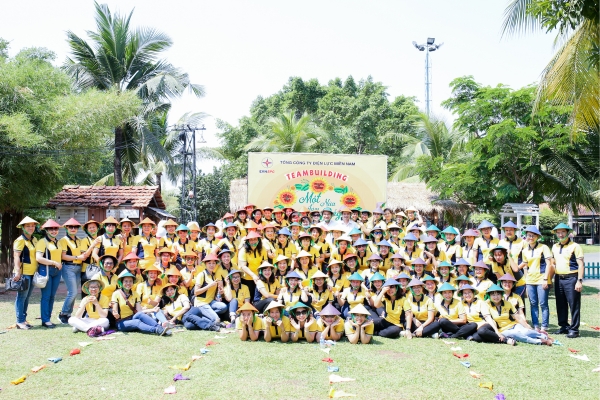 Teambuilding Một nửa làm đầy thế giới - Tổng Công ty Điện lực miền Nam
