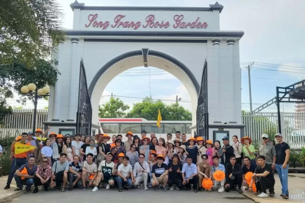 ĐOÀN KHÁCH SẠN EASTIN THAM QUAN HỒ TRÀM - 2024